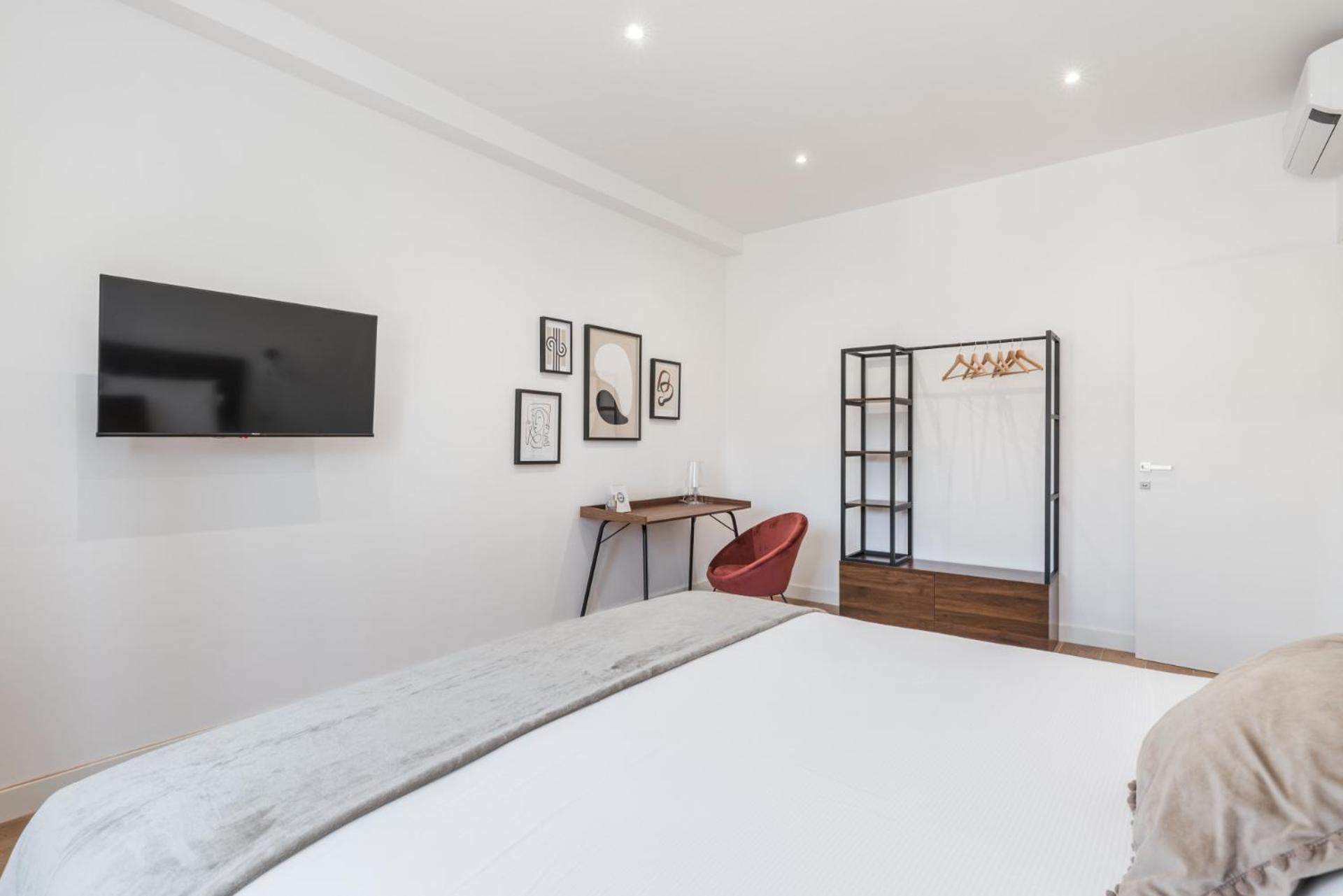 Apartment The Rent - Spacious Three-bedroom In Prati Area Rom